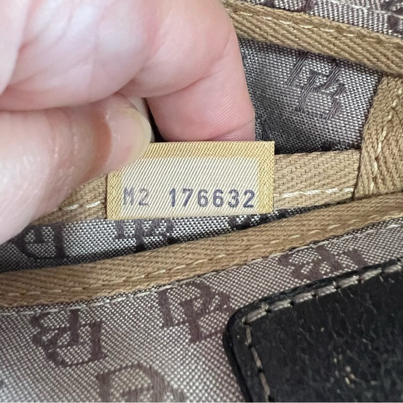 Dooney & Bourke Mini Tassels Taupe and Brown Leather Purse - New w/o Tags - Picture 8 of 8